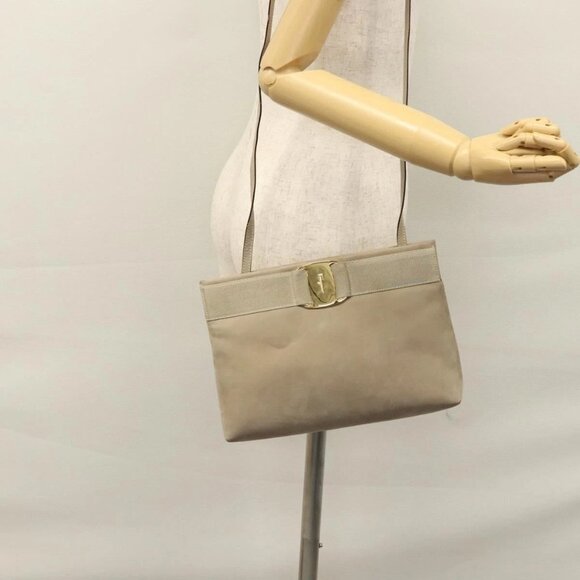 Salvatore Ferragamo Vala Shoulder Bag Suede Beige Auth - Picture 1 of 15